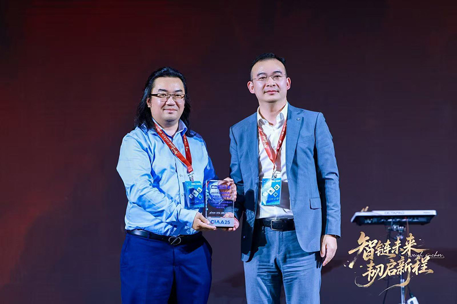 1766113098945043.jpg 82c0dff5-2074-467f-bffd-72a02dd97597.jpg