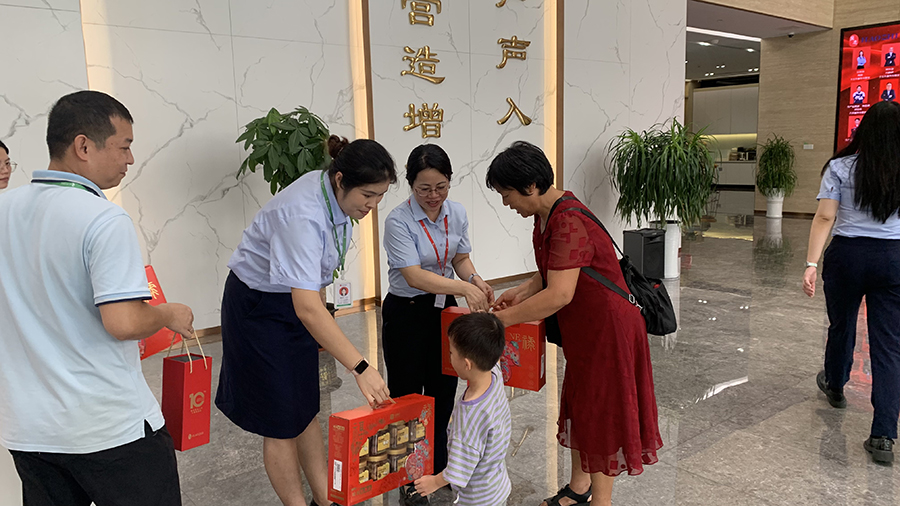 派送伴手礼1.jpg